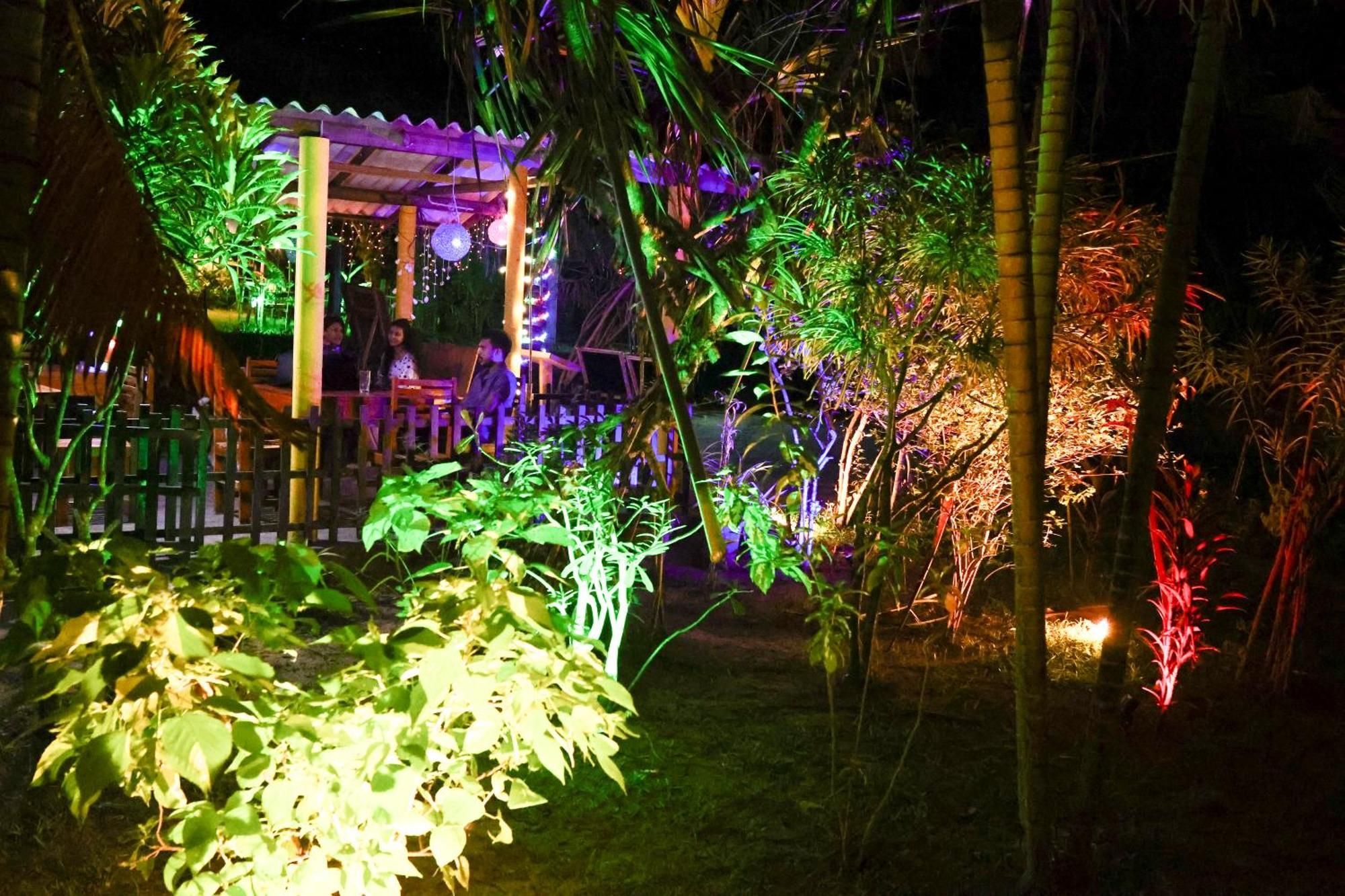 Beach Lagoon Guesthouse Tangalle Exterior photo