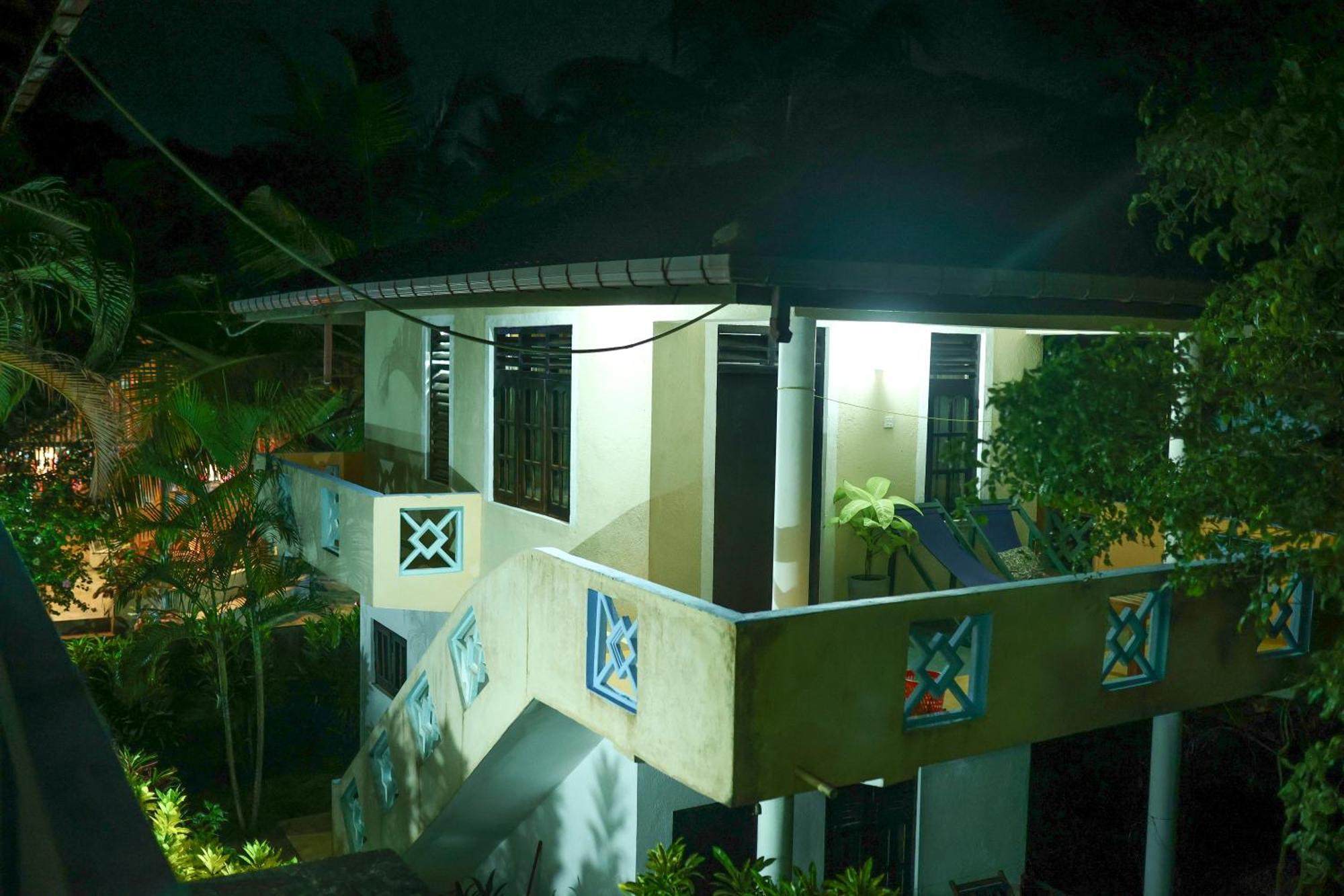 Beach Lagoon Guesthouse Tangalle Exterior photo