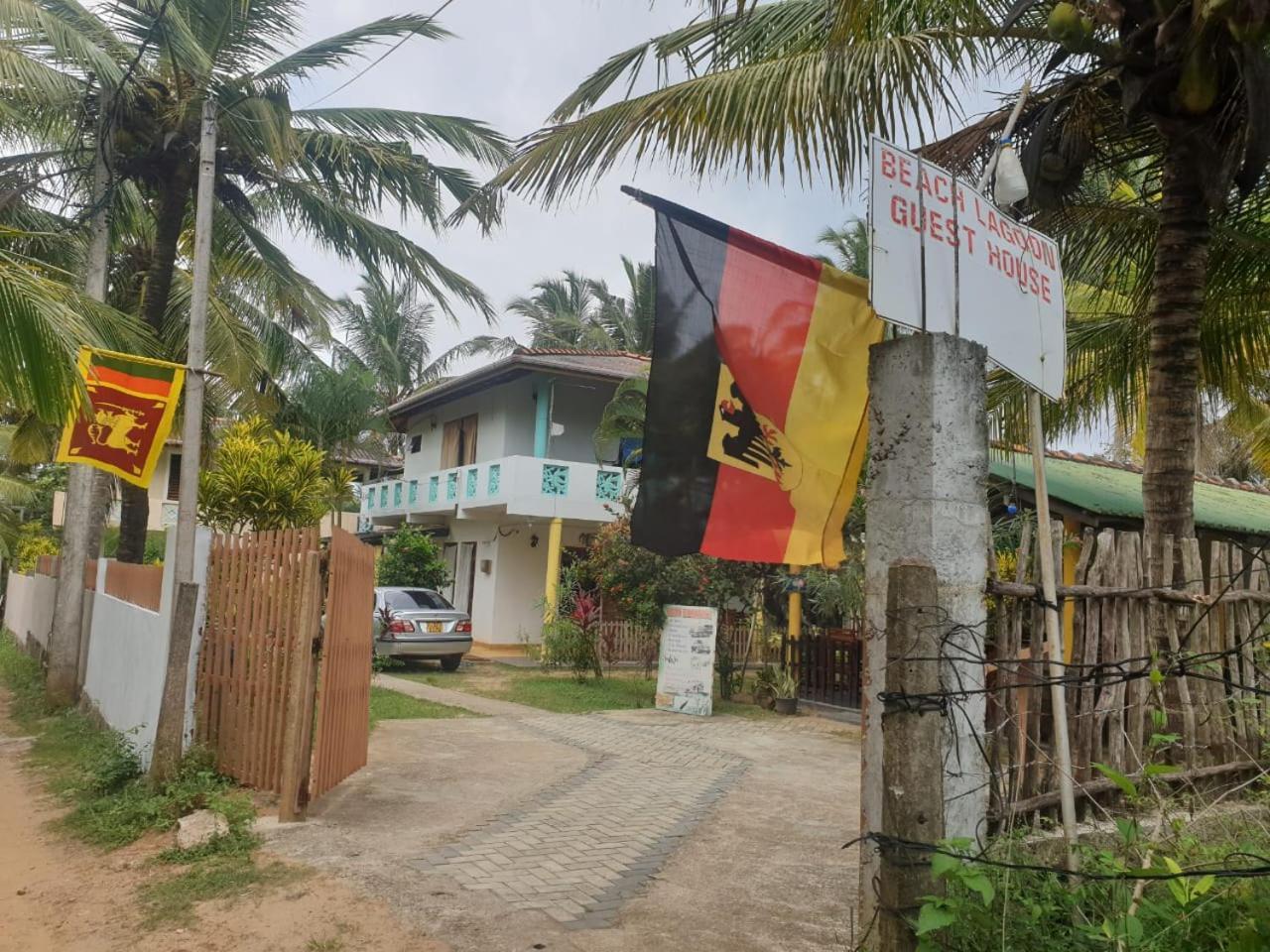 Beach Lagoon Guesthouse Tangalle Exterior photo