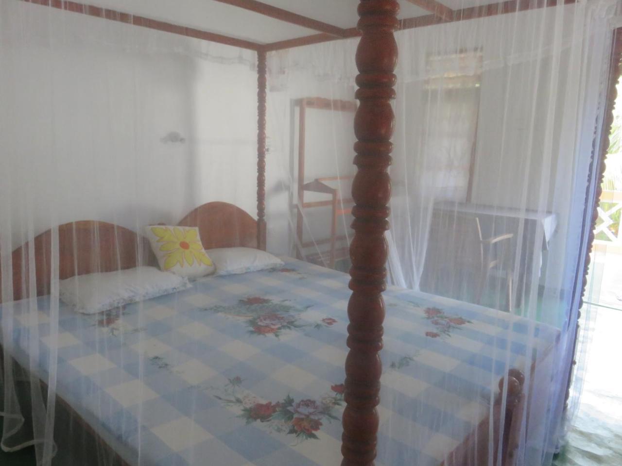 Beach Lagoon Guesthouse Tangalle Exterior photo